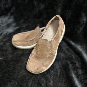 MERRELL Slip-On LOAFERS with Air Cushion Sole Size 7